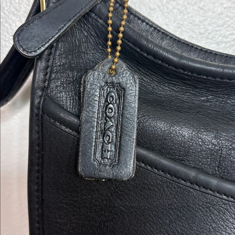 Vintage Coach Black Leather Classic Hobo Bag Made in USA BLEMISH